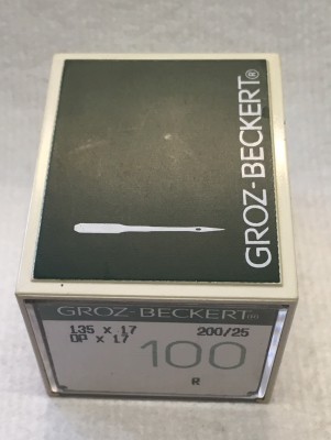 Groz-Beckert - SCATOLA DA 100 AGHI SISTEMA 135x17 FINEZZA 200