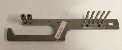 Pfaff Non Originali - PIASTRA VIBRANTE PORTA BORDATORE PER MACCHINA PIANA PFAFF 145/245/545/1245